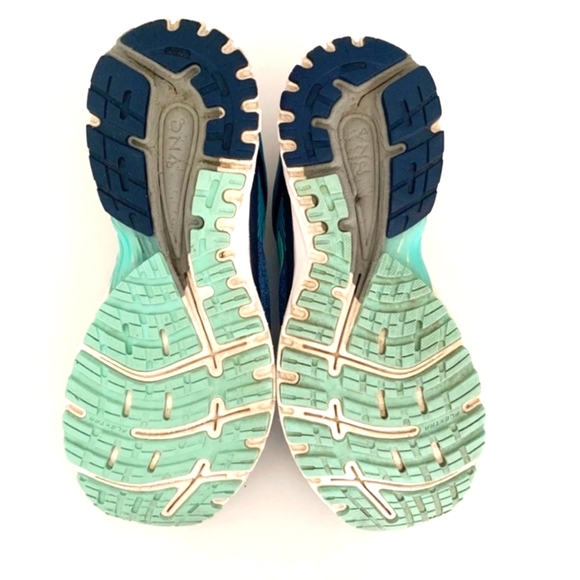 Brooks GTS 18 Women's Athletic Shoes ~ 9.5 (D) - Picture 4 of 5